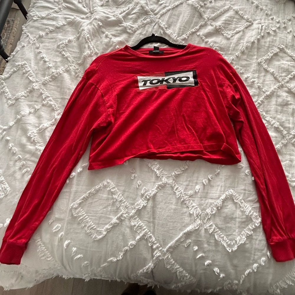 Cropped long sleeve shirt